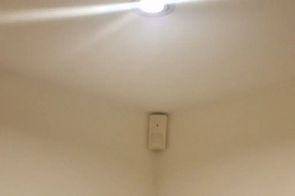 Home wireless alarm sensor